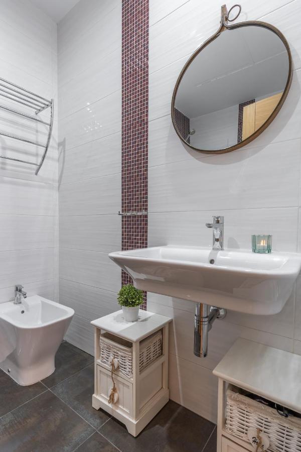Tuguest Postigo II Catedral Apartment - Free Parking Granada Exterior foto